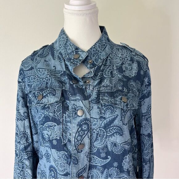 Chico’s Paisley Chambray Utility Jacket Size Small - Picture 2 of 11